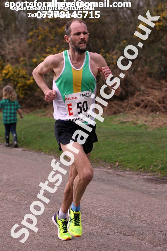 Senior mens 12 Stage Relay, ERRA 12 and 6 Stage Relays, Sutton Coldfield. Photo: David T. Hewitson/Sports for All Pics